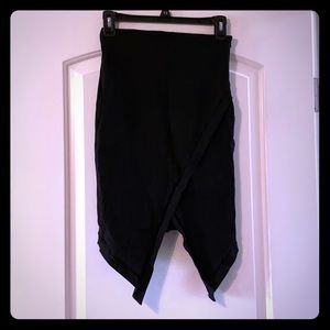 Asymmetrical pencil skirt size Small